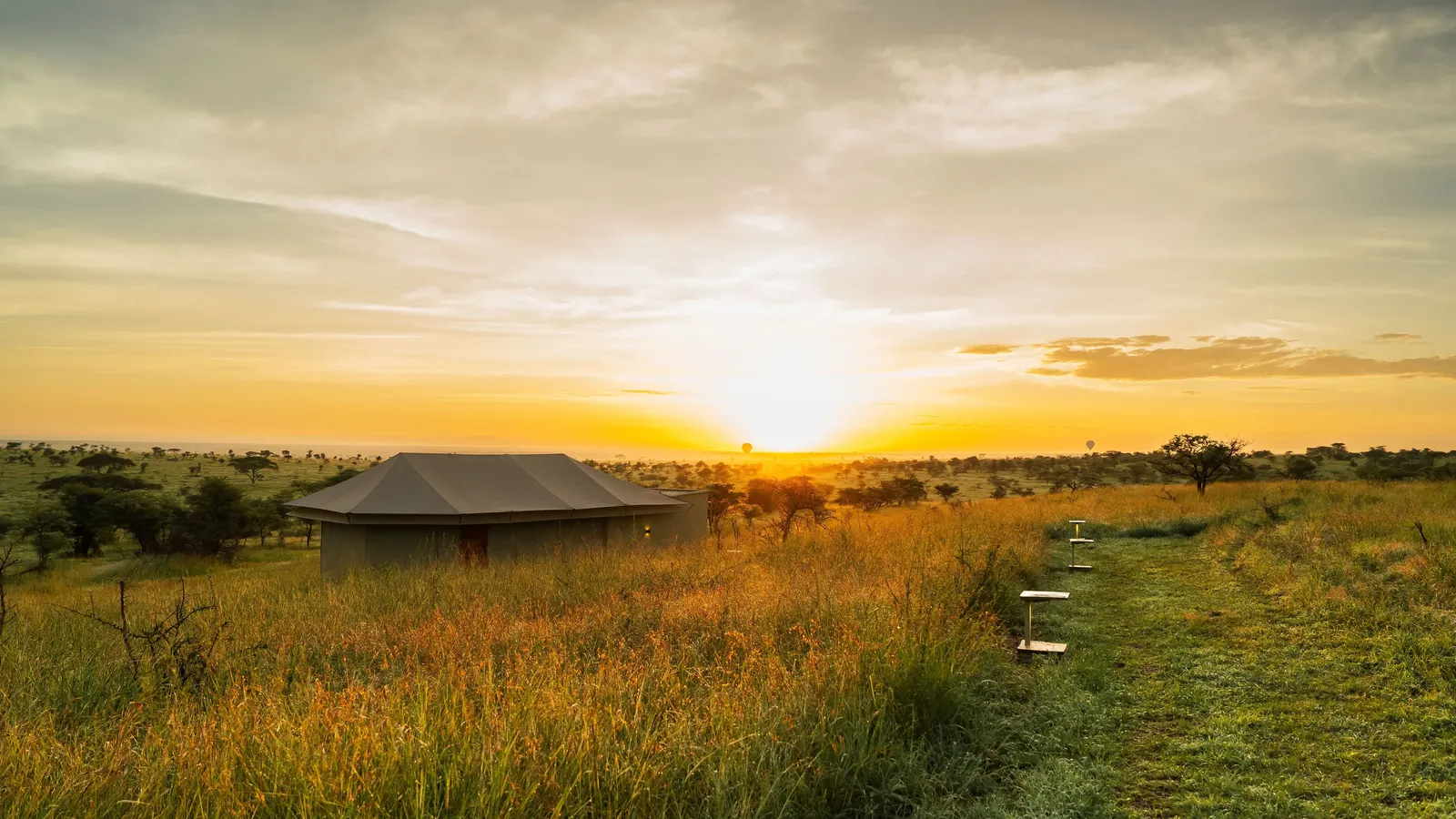 Salinero Serengeti Lodge family safari Serengeti