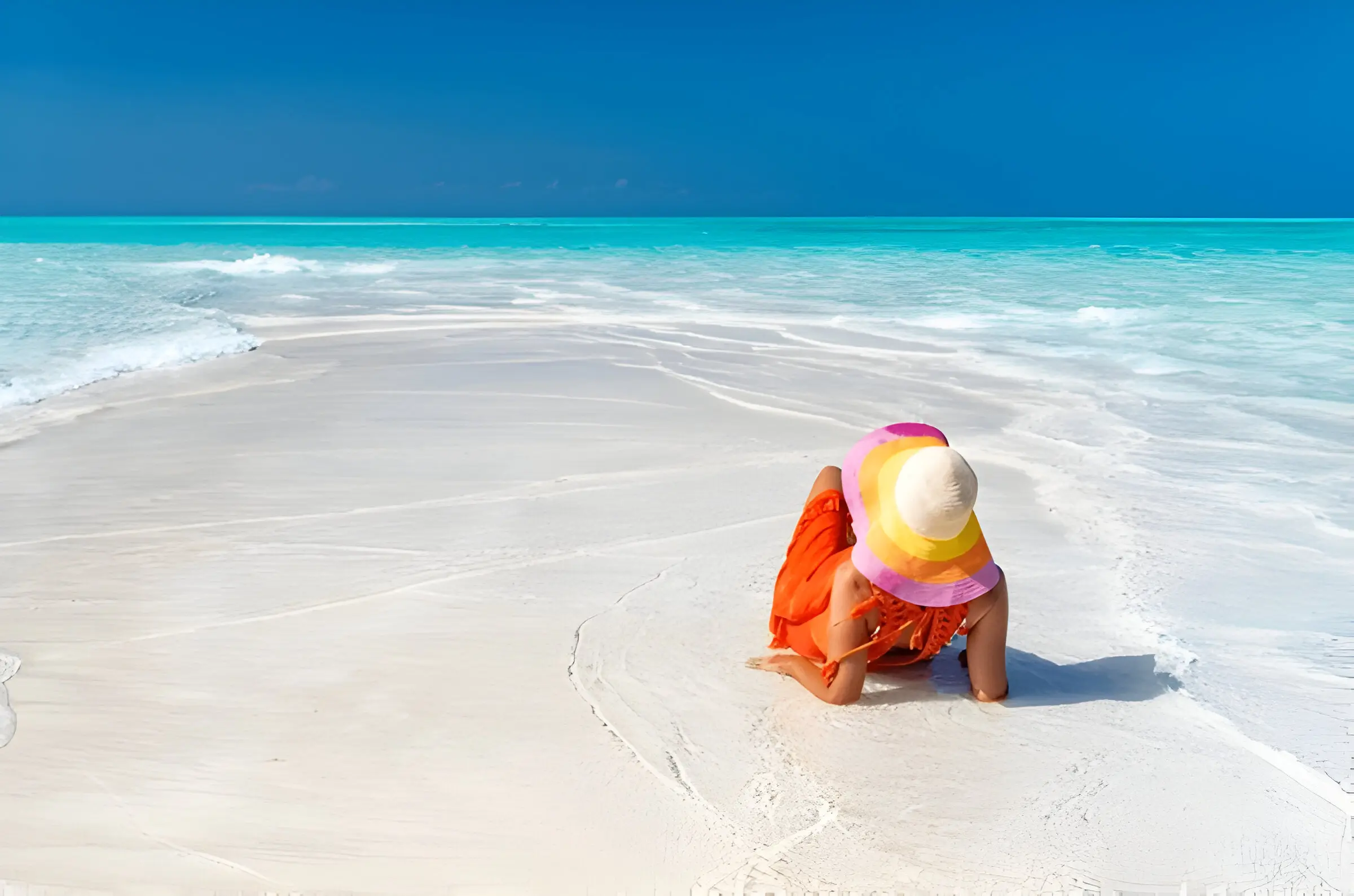 Beach bag and packing essentials for Zanzibar after safari